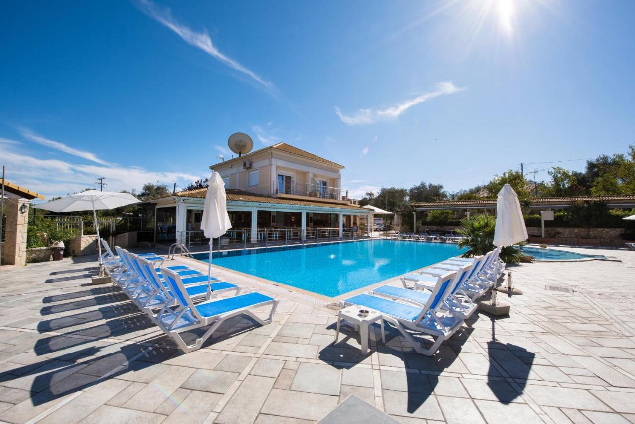Kavos Plaza Hotel Kávos Exterior foto